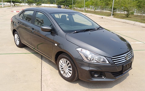 A SUZUKI CIAZ BK