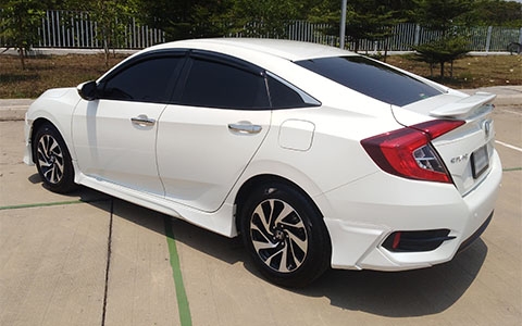 A HONDA CIVIC WH