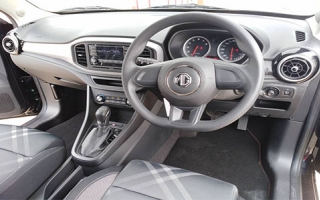 MG 3 AUTO BLACK