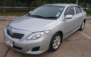 TOYOTA ALTIS SILVER 1.8