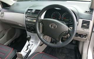 TOYOTA ALTIS SILVER 1.8