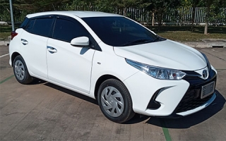 YARIS ATIVE 1.2 WHITE